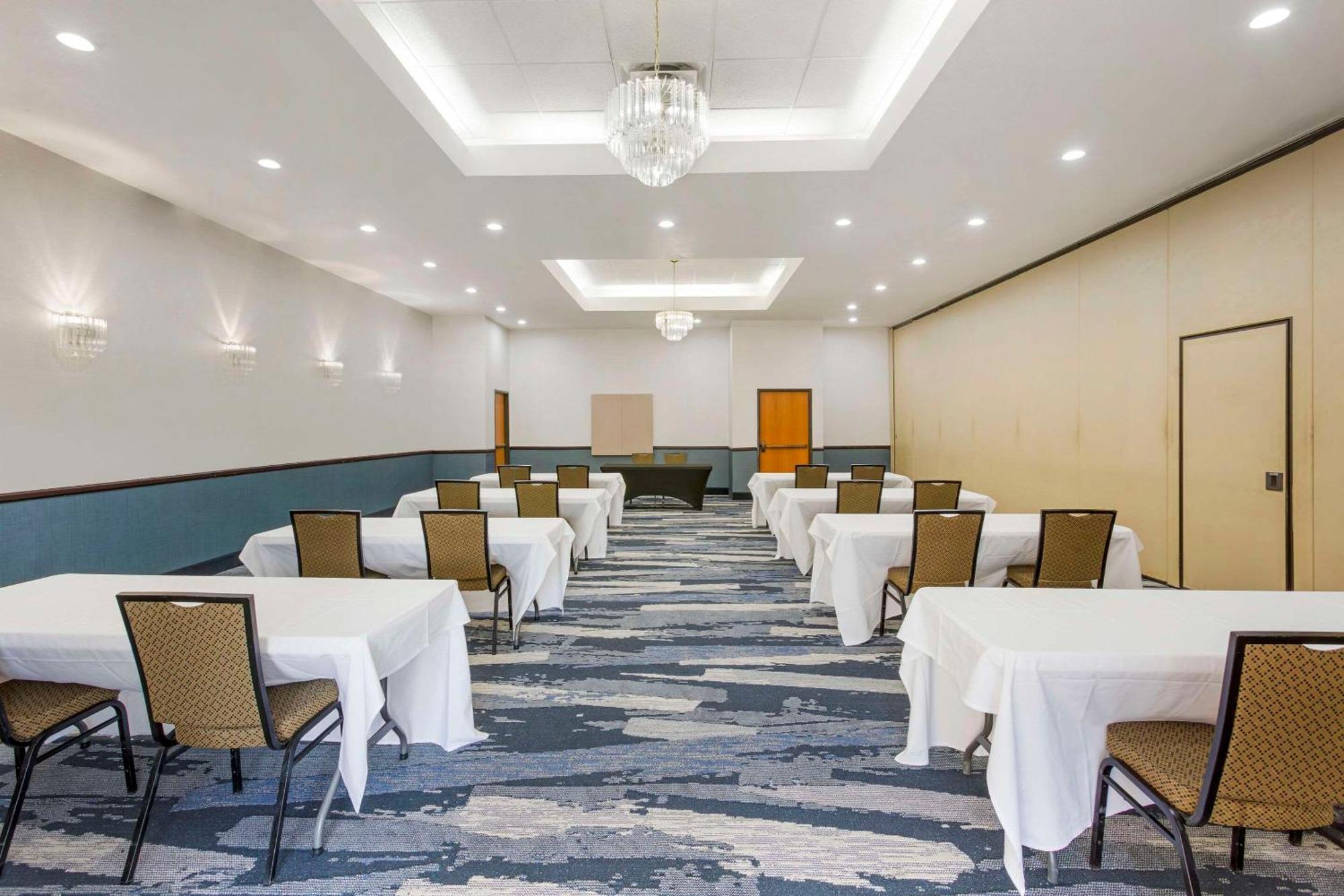 Comfort Suites Ogden Conference Center Dış mekan fotoğraf